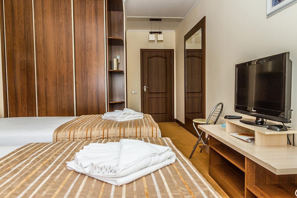 7 Sky Hotel Klinicheskaya Street  Kiev Dış mekan fotoğraf