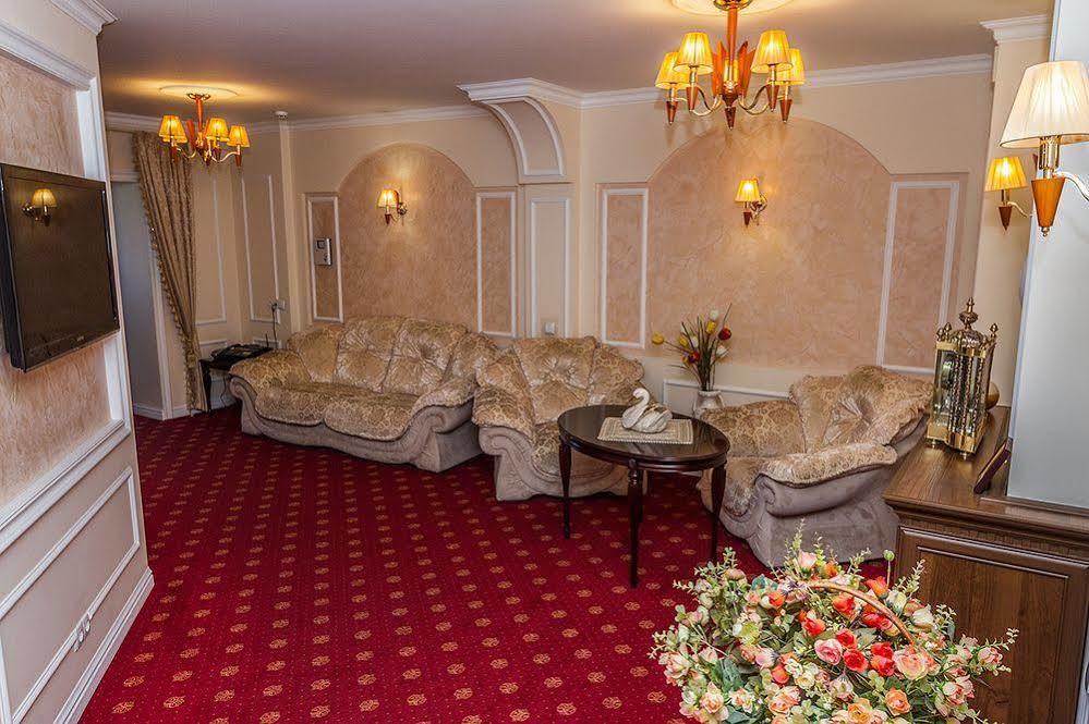 7 Sky Hotel Klinicheskaya Street  Kiev Dış mekan fotoğraf