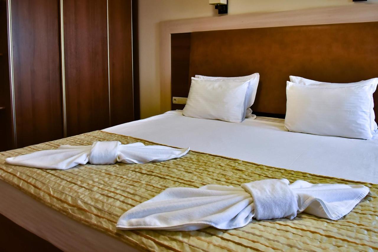 7 Sky Hotel Klinicheskaya Street  Kiev Dış mekan fotoğraf